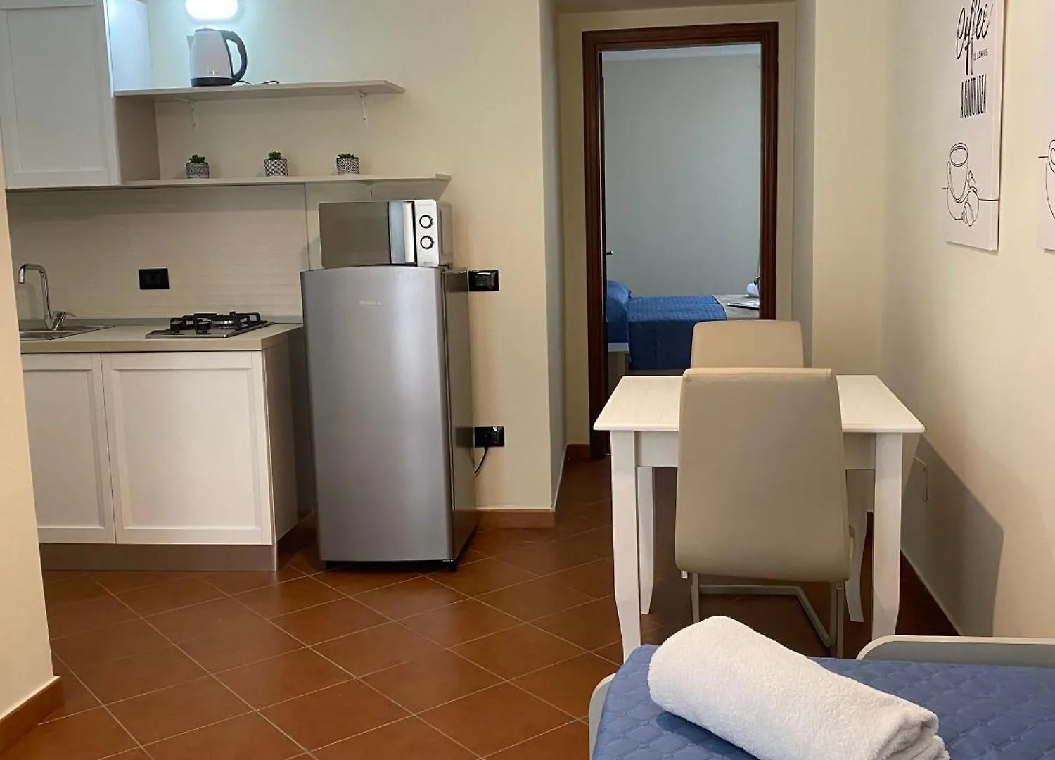 Scala Dei Turchi Palace Suiten Fuer 3 Personen In Realmonte Appartement